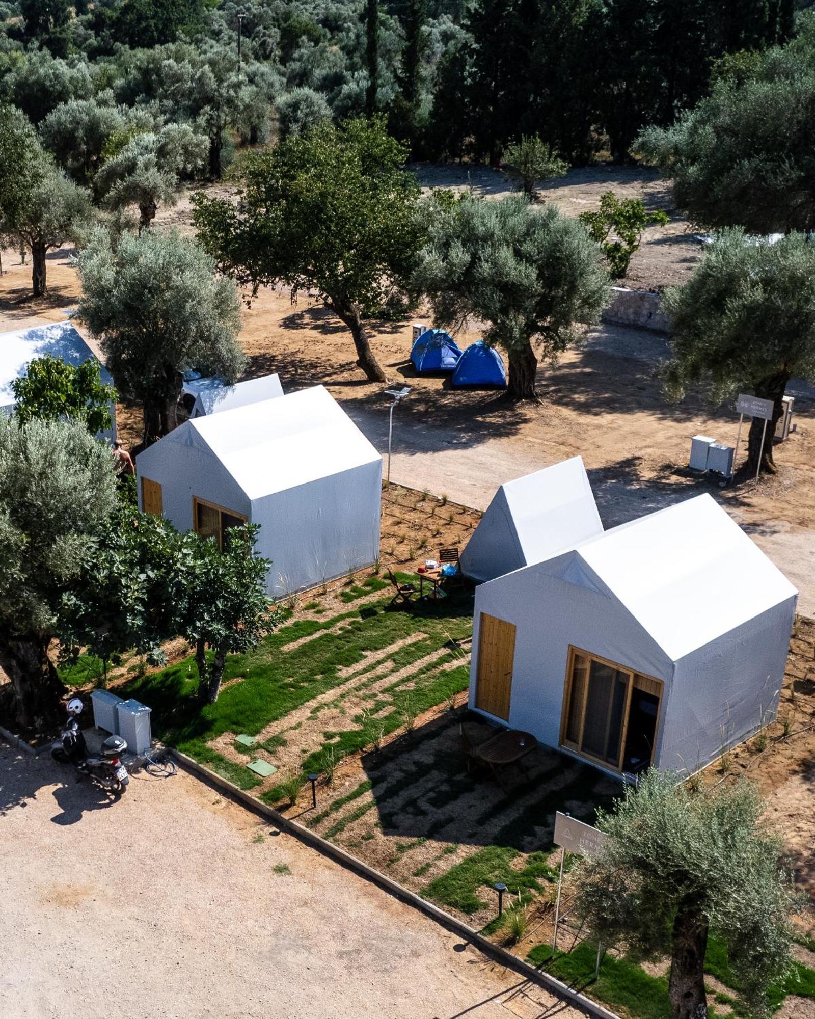 Nirikos Camping Spasmeni Vrisi 外观 照片