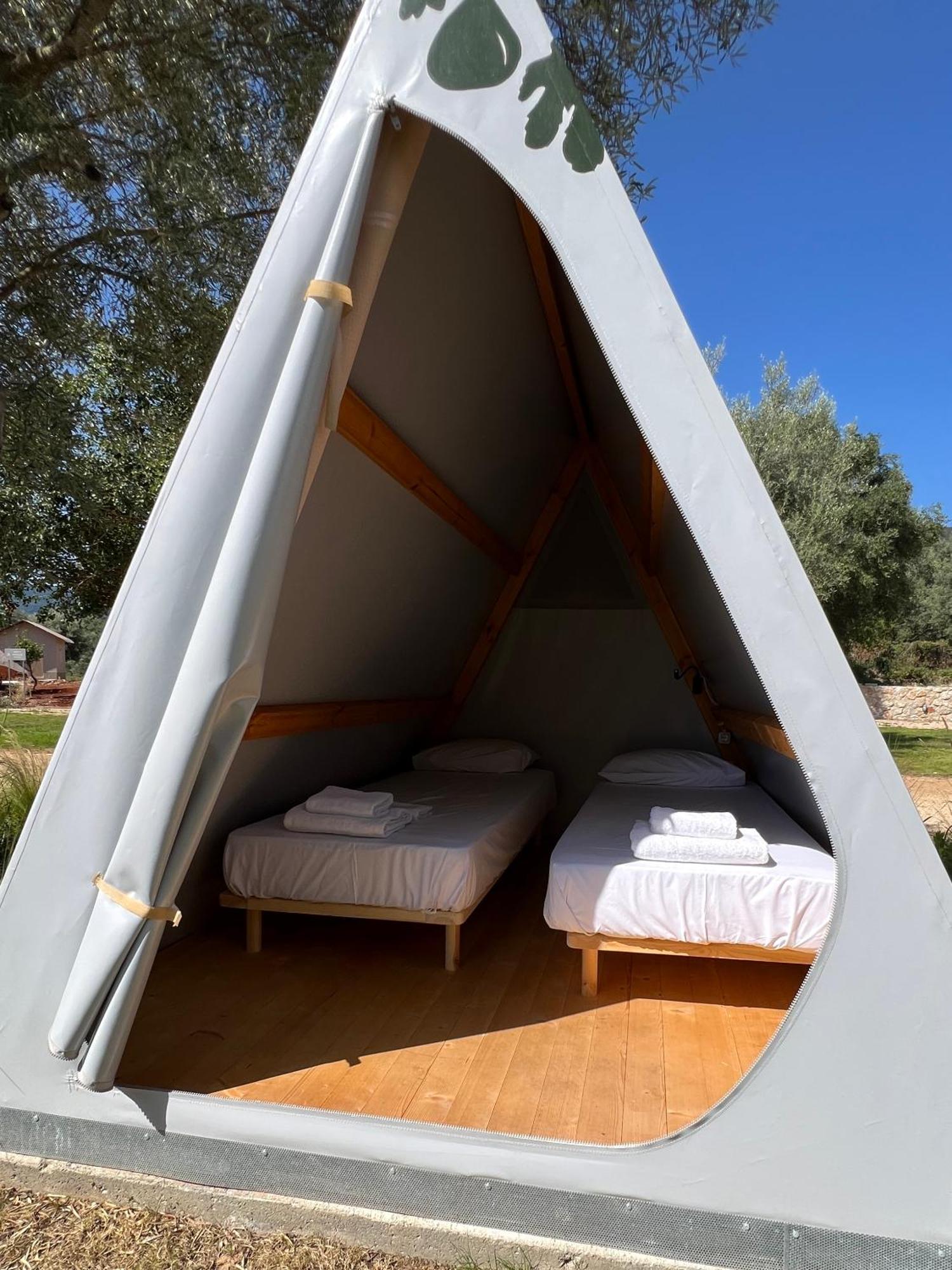 Nirikos Camping Spasmeni Vrisi 外观 照片