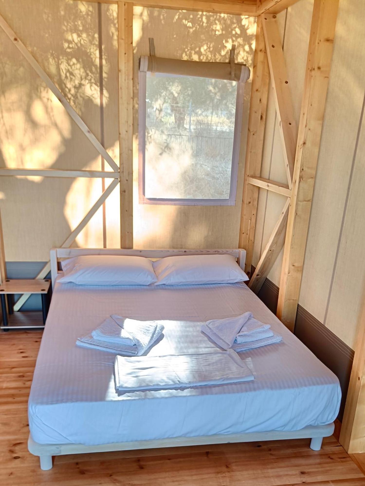 Nirikos Camping Spasmeni Vrisi 外观 照片